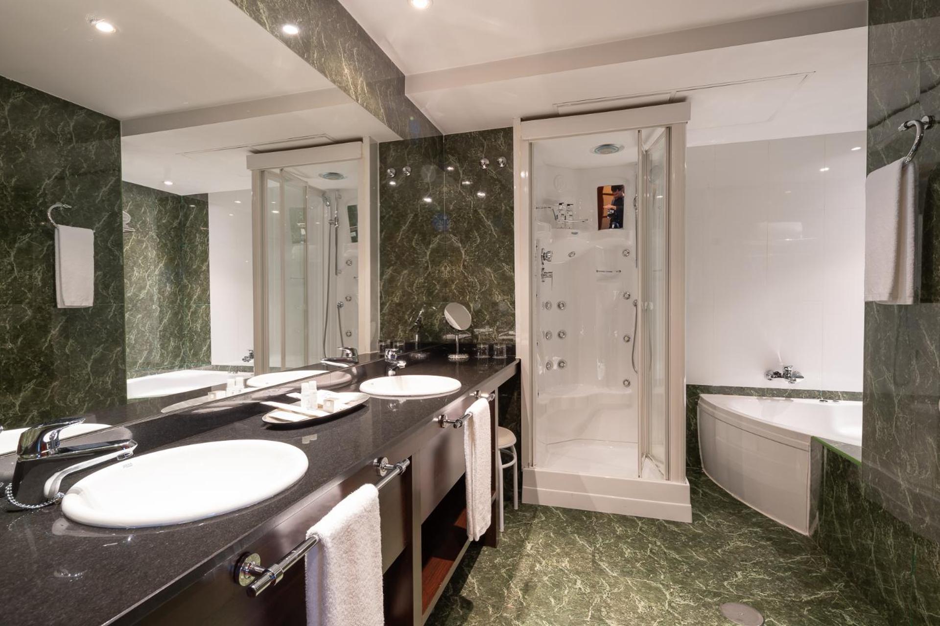 Hotel Attica21 Rozas 4*